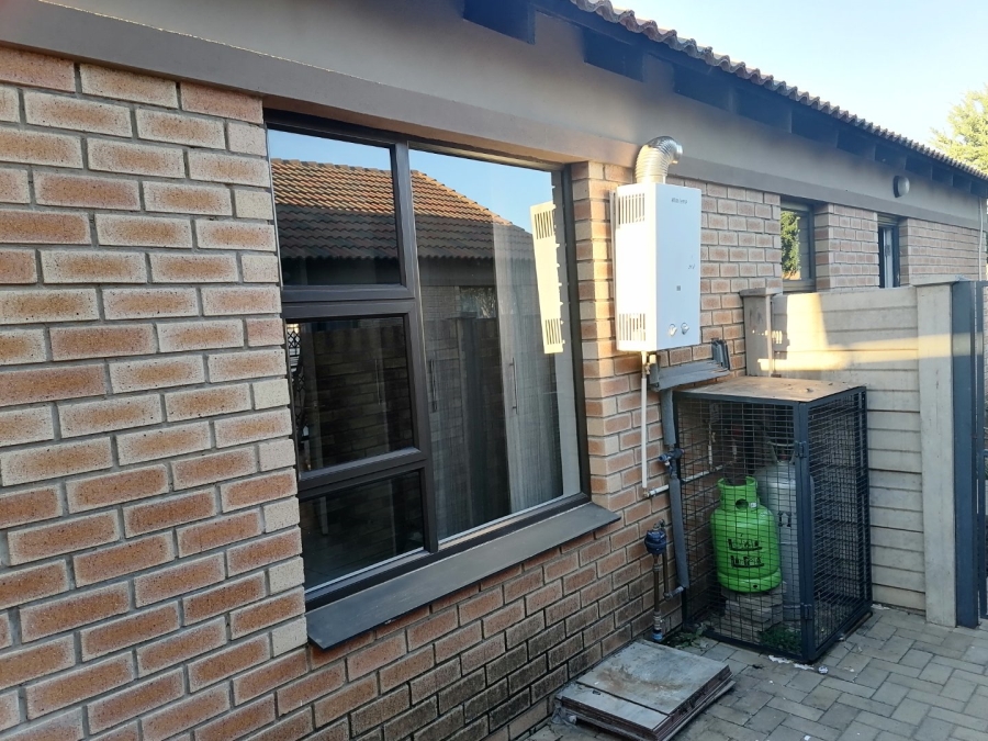 To Let 3 Bedroom Property for Rent in Douglas Valley Free State